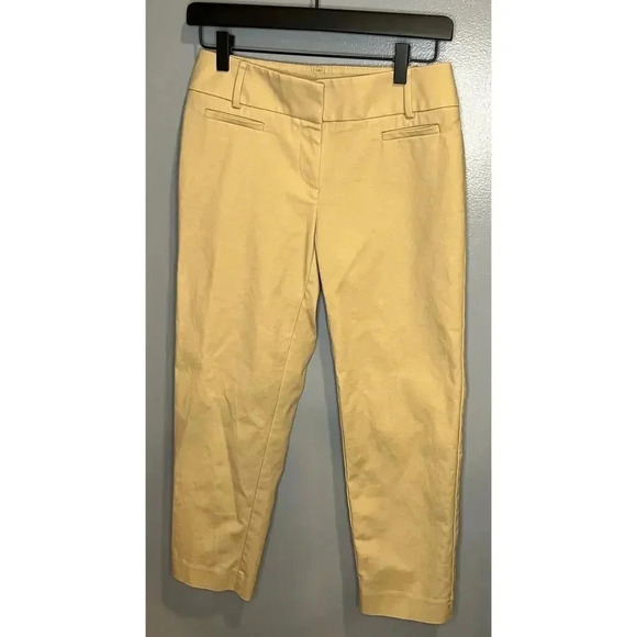Ann Taylor Loft Pants in Khaki - Size 0 - Picture 1 of 6